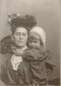 Harriet and Mary Alexander